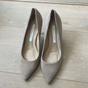 dVF camel heels- very comfortable-